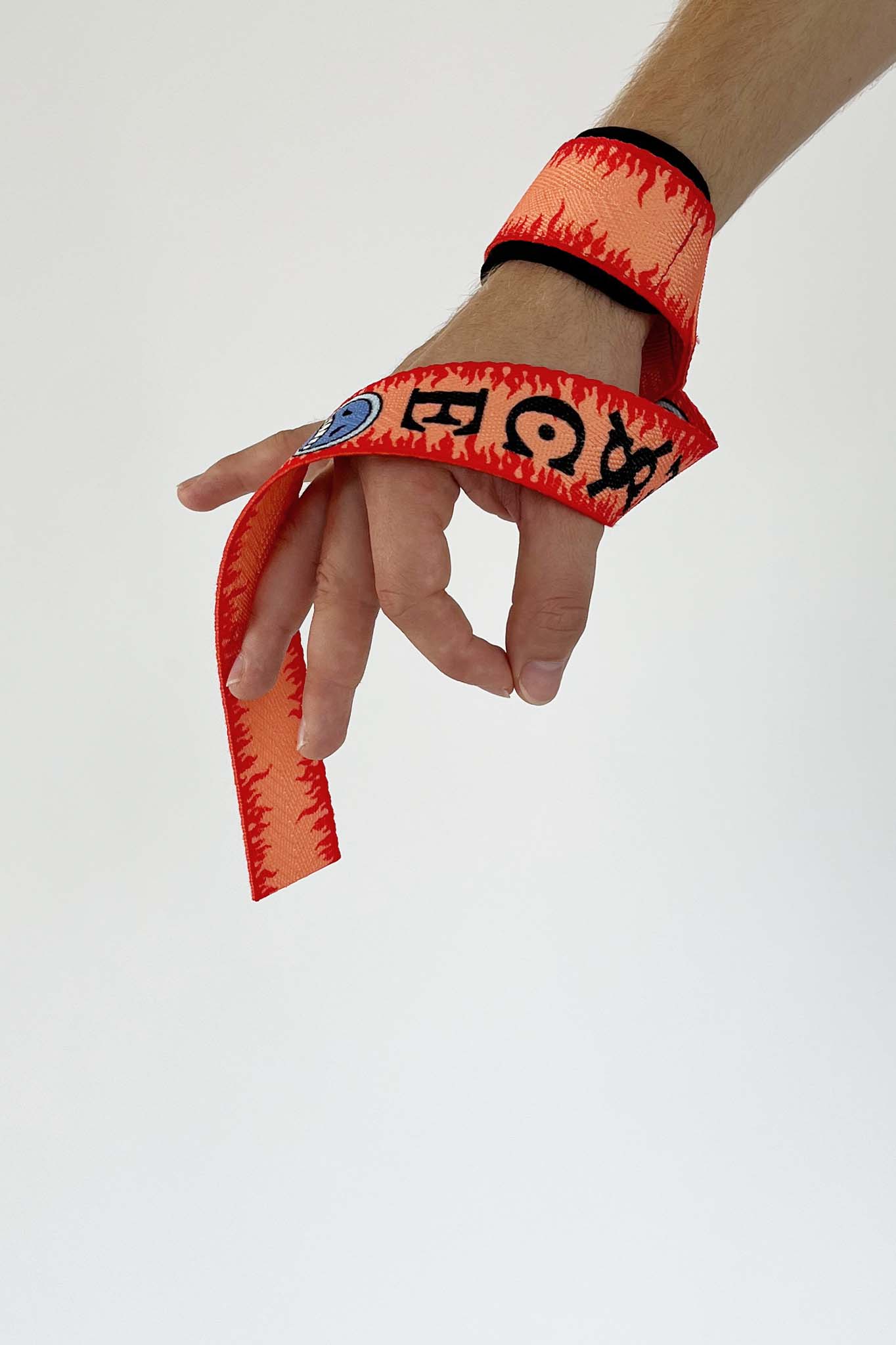 Anime lifting straps inspired by Ace from One Piece. Anime One Piece lifting gear for the gym