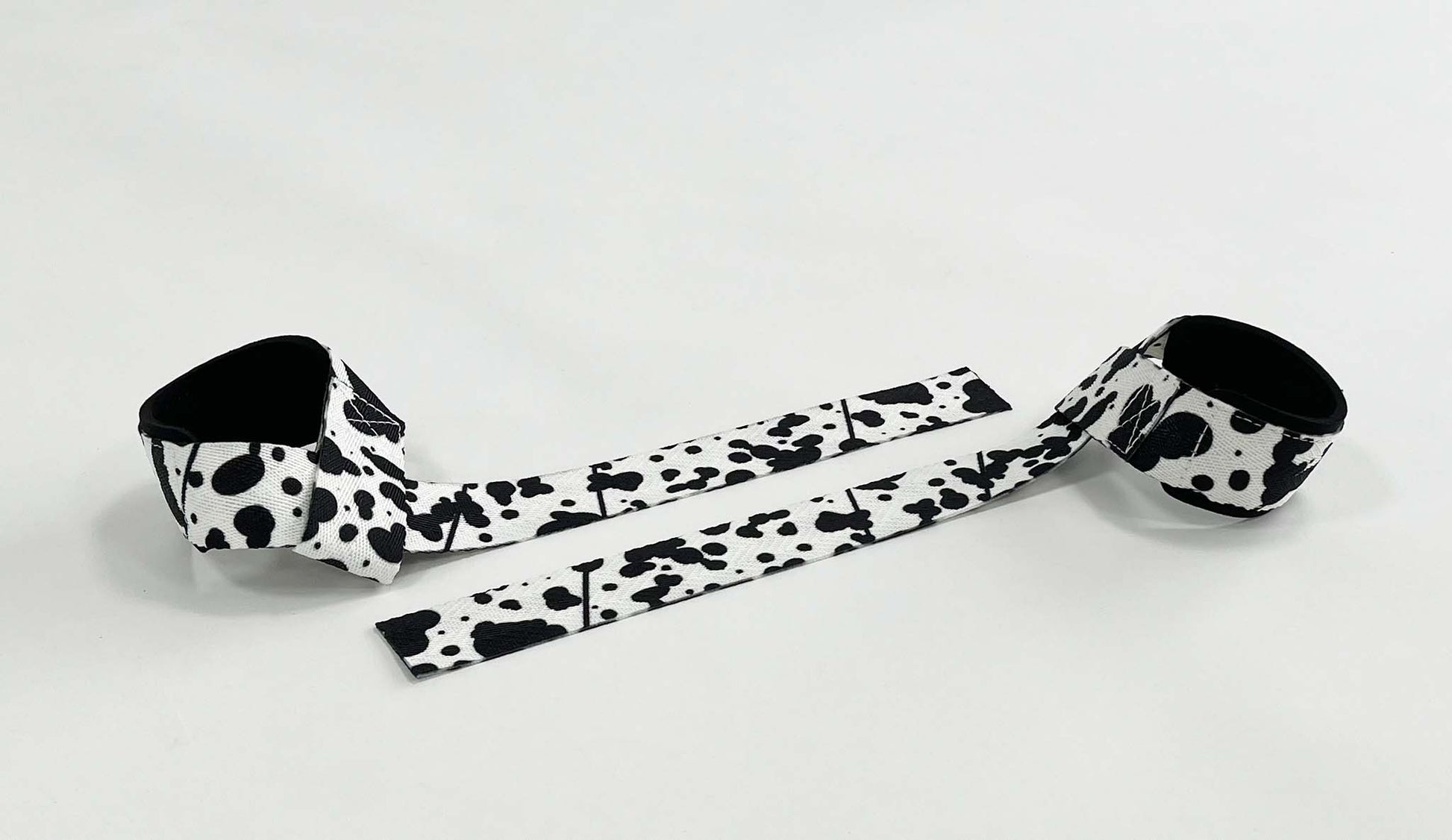 Anime lifting straps inspired by Nanami Kento from Jujutsu Kaisen. Anime jjk lifting gear for the gym