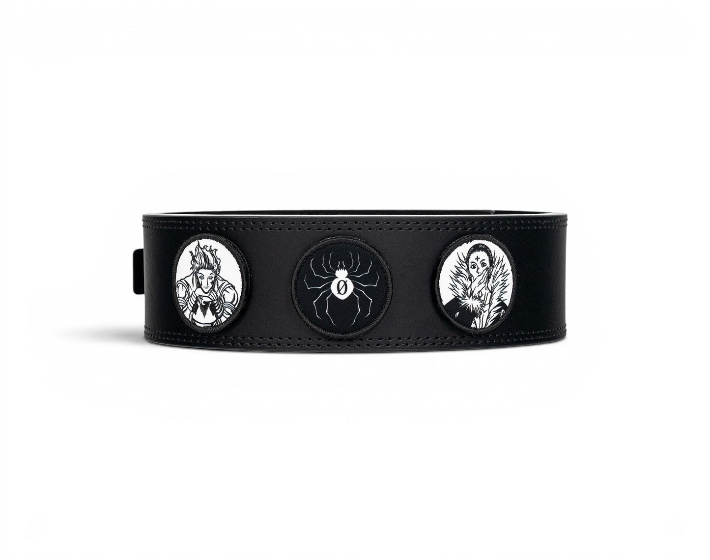 An anime powerlifting belt, 13mm thick and 4 inch wide. Featuring 4 embroidery patches inspired by the Phantom Troupe. First patch is Hisoka, second is the Troupe spider, third is featuring Chrollo and the fourth is a Yunak's Lifting Club patch. The photo is frontal view of the belt.