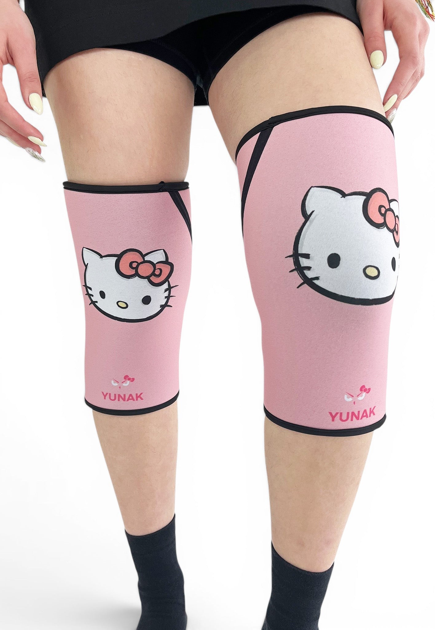 7mm thick knee sleeves inspired by Hello Kitty from Sanrio. Anime knee sleeves for the gym with Hello Kitty anime design for weightlifting