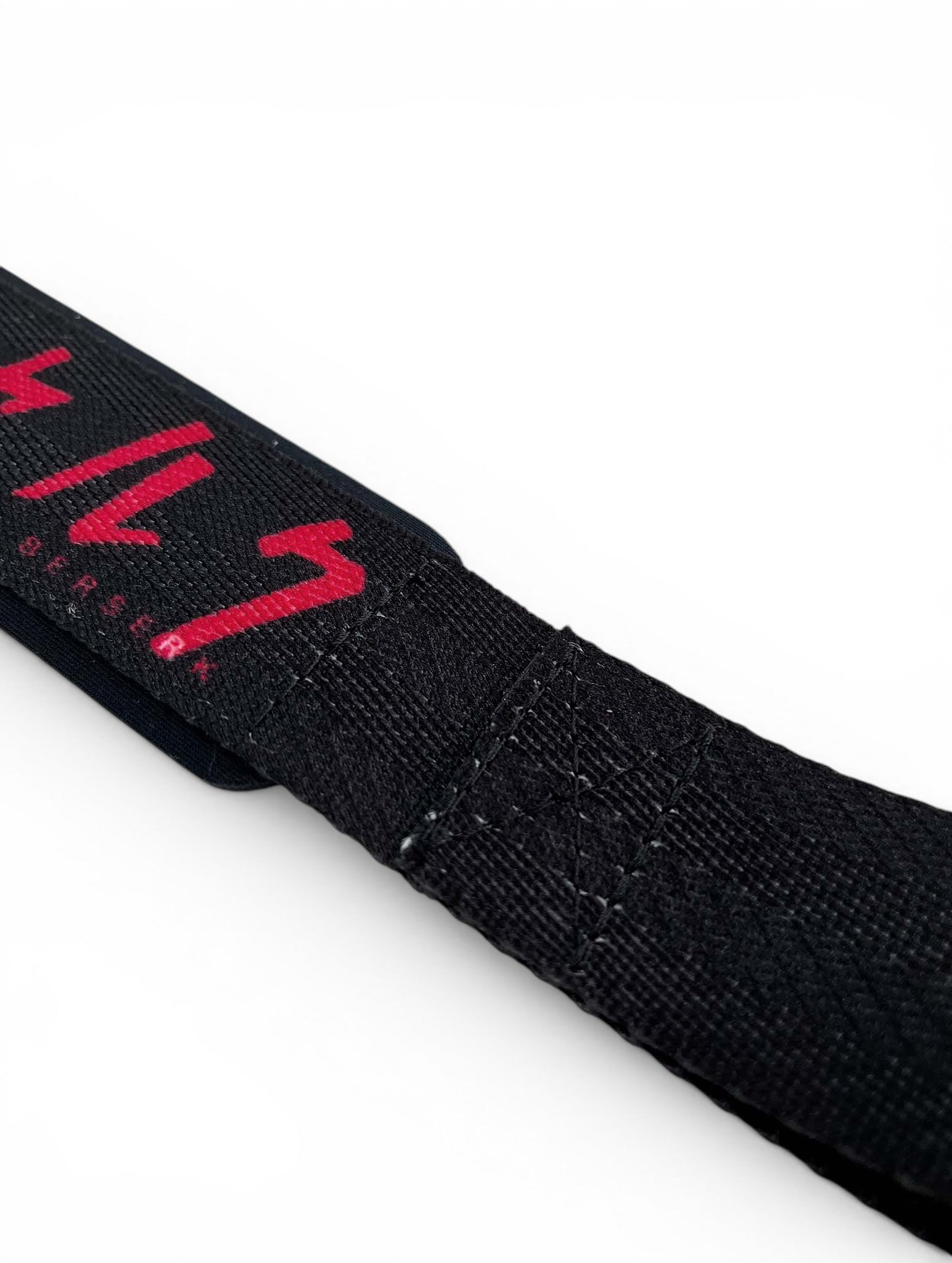 Anime lifting straps inspired by Guts from Berserk. Anime lifting gear for the gym. Details shot