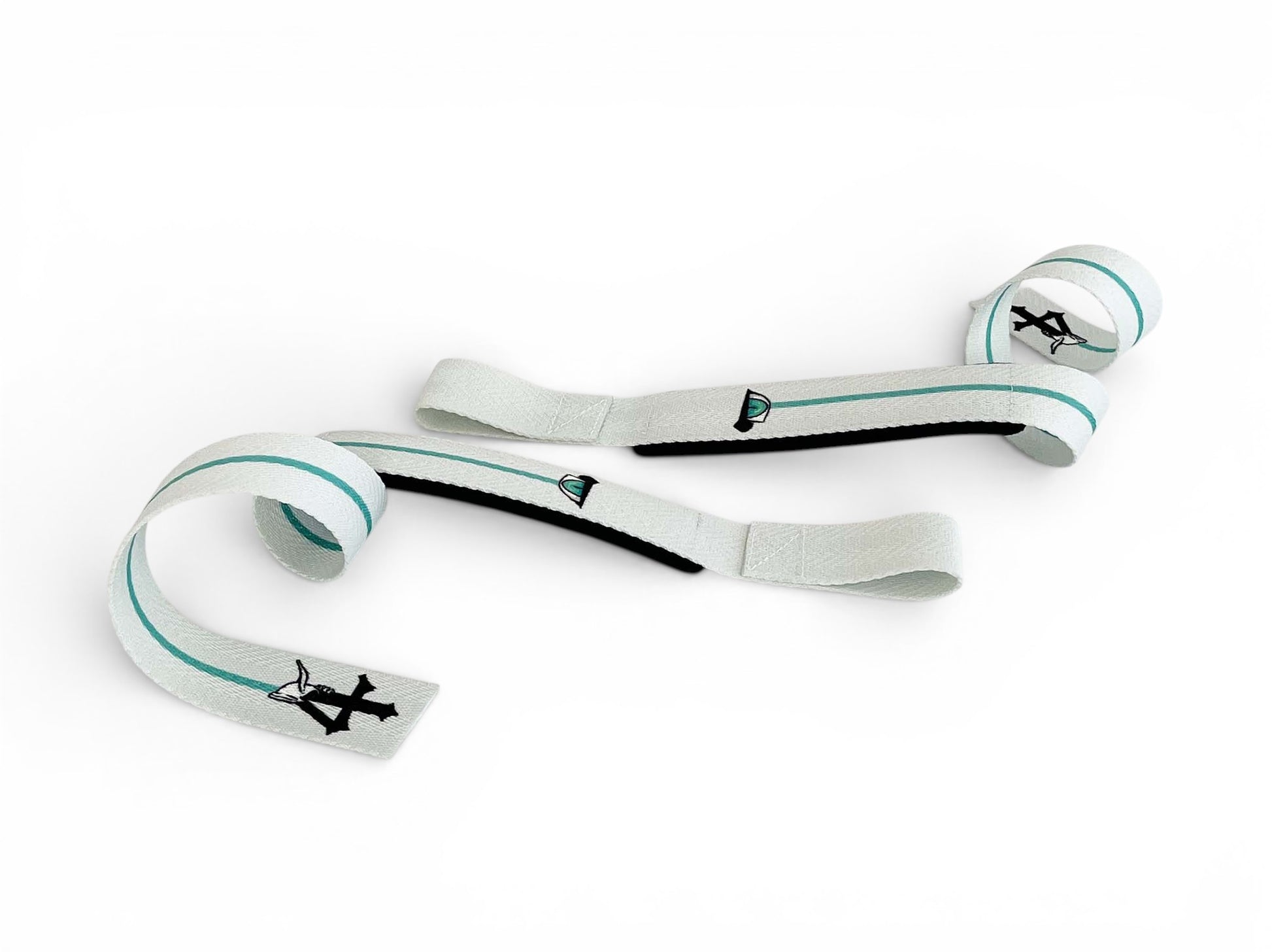 Anime lifting straps inspired by Ulquiorra 4th Espada from Bleach. Anime lifting gear for the gym