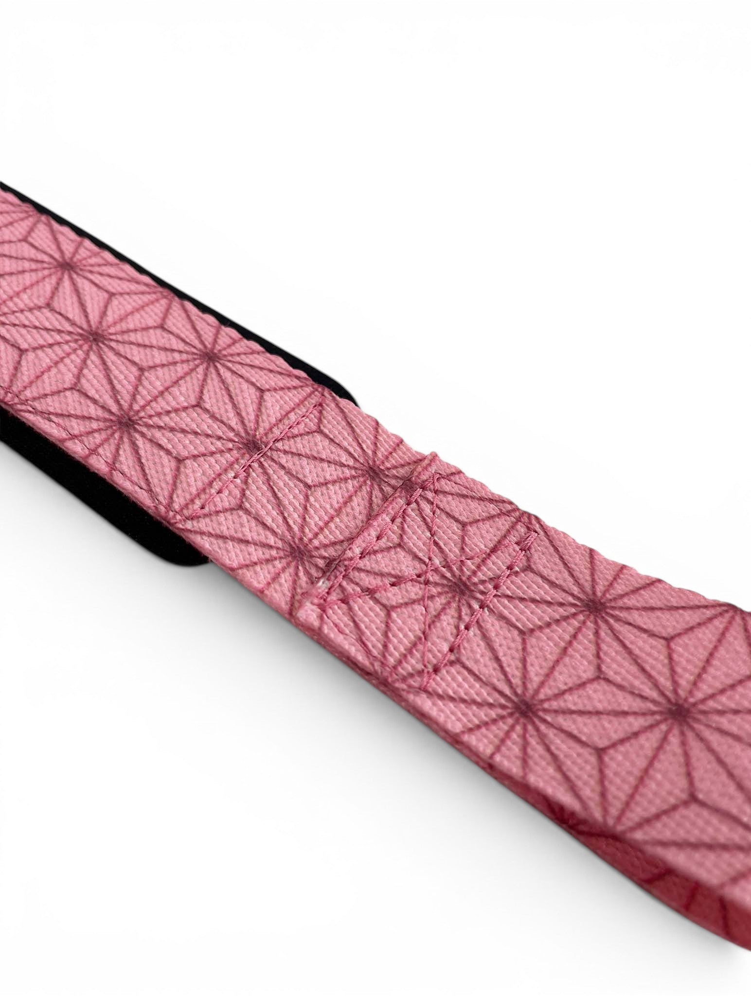 Anime lifting straps inspired by Nezuko from Demon Slayer. Anime lifting gear for the gym. Details shot