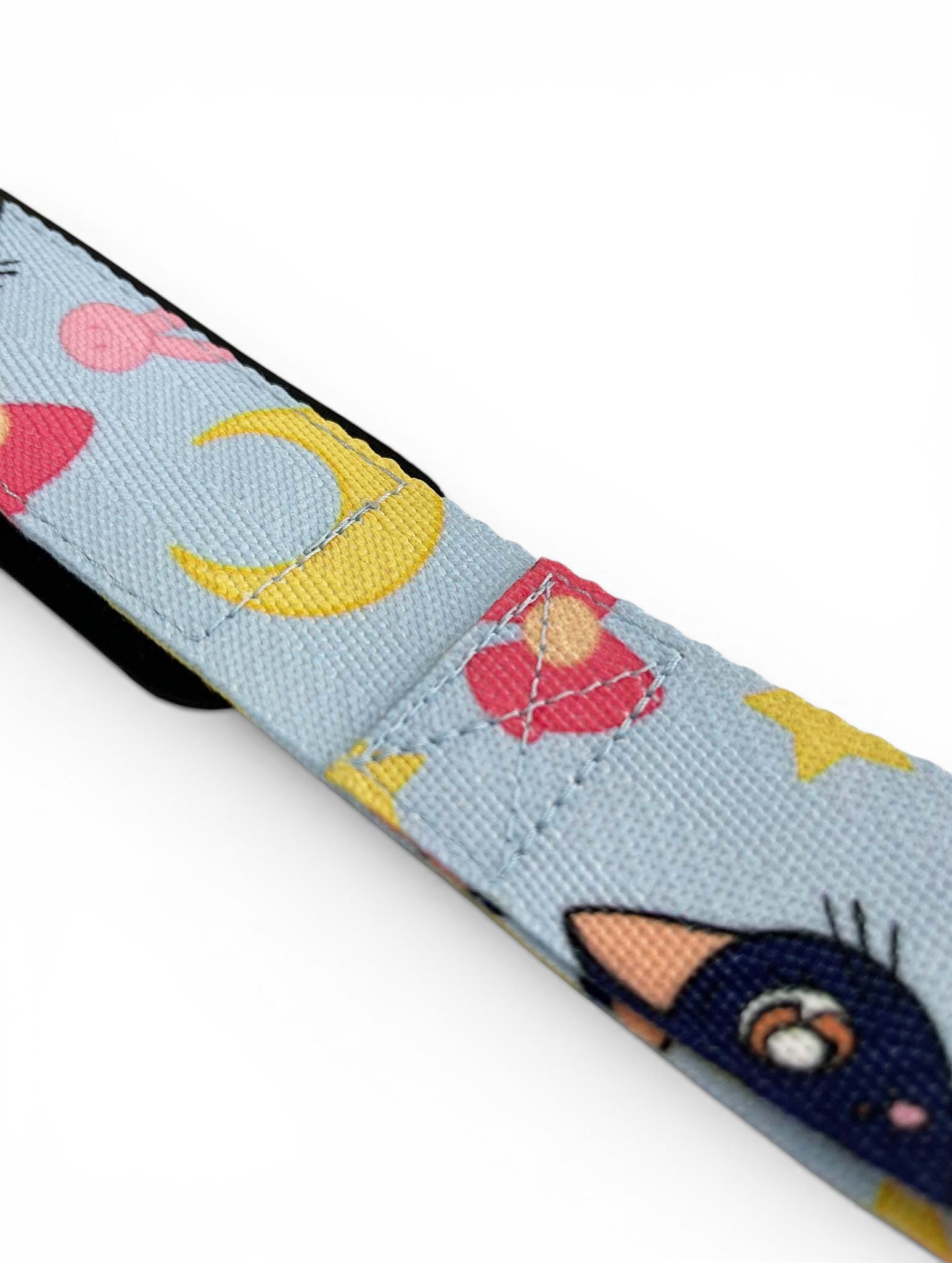 Anime lifting straps inspired by Usagi from Sailor Moon. Anime lifting gear for the gym. Details shot